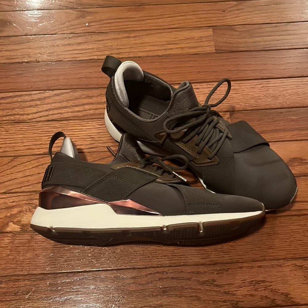 Puma sneakers